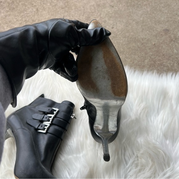 Michael Kors Black Leather Pointed Toe Silver 3 Buckle Zipper Heeled Booties - Picture 5 of 7